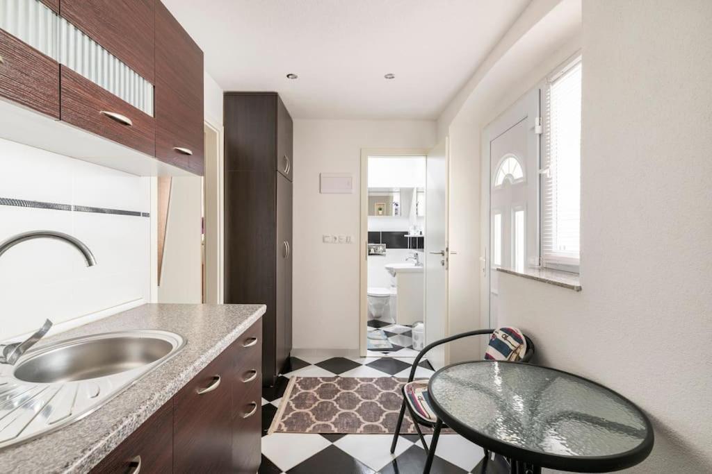 Studio Apartment Grgic Šibenik Eksteriør billede